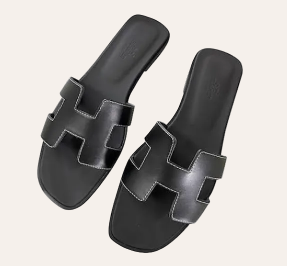 Sandales plates en cuir « Oran » – Noir