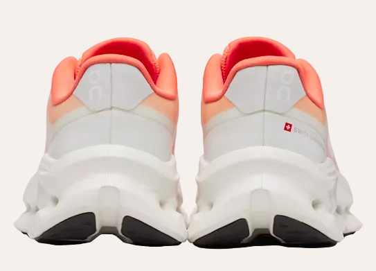 On Cloudsurfer Trail – Blanc/Corail